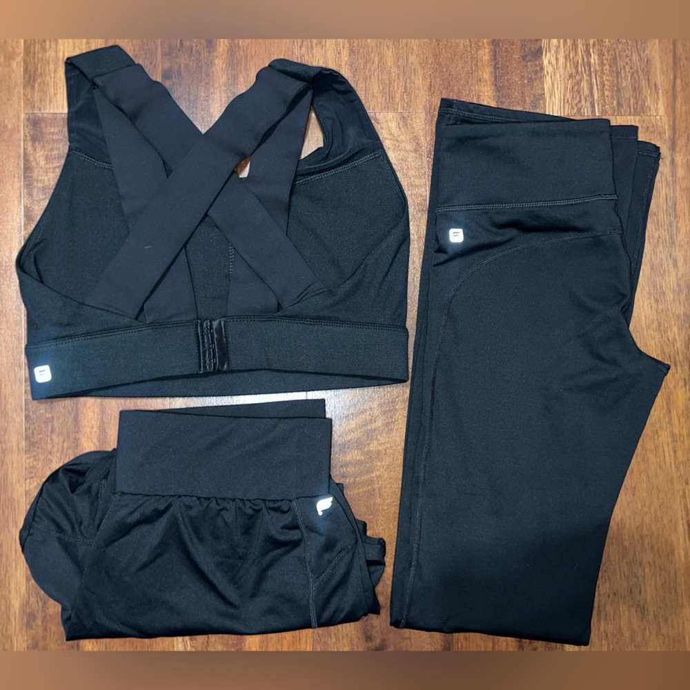 Fabletics Bundle - Size M